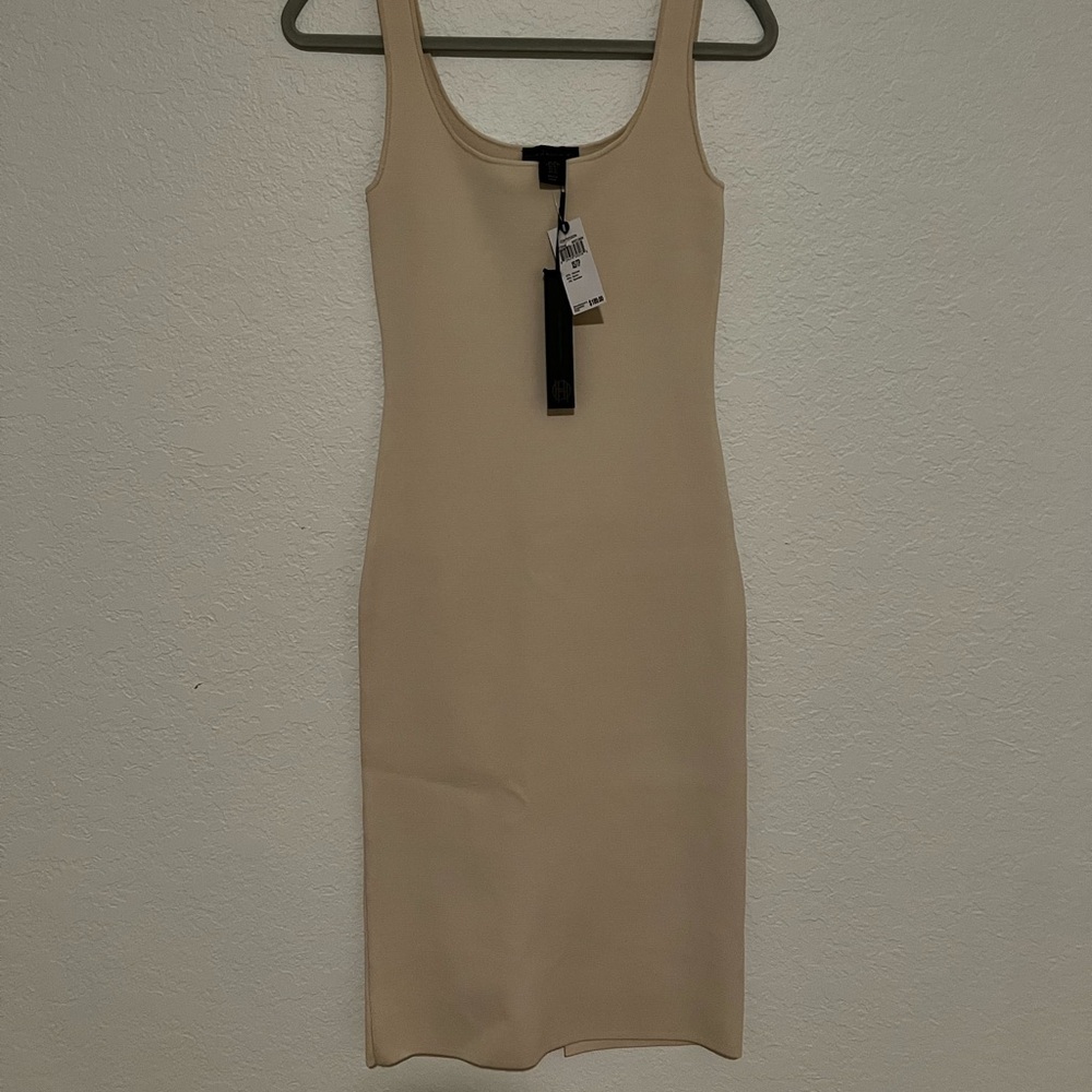 House of Harlow 1960 Compression Bodycon Flattering White Swan Cream Dress Work